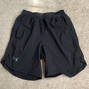 Small Men’s Under Armour Shorts!